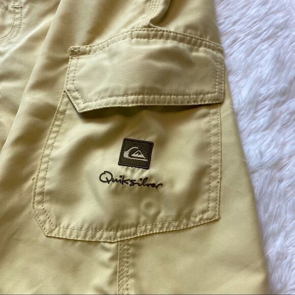 Quicksilver Yellow Men’s Swim Trunks Size Large - Picture 6 of 12